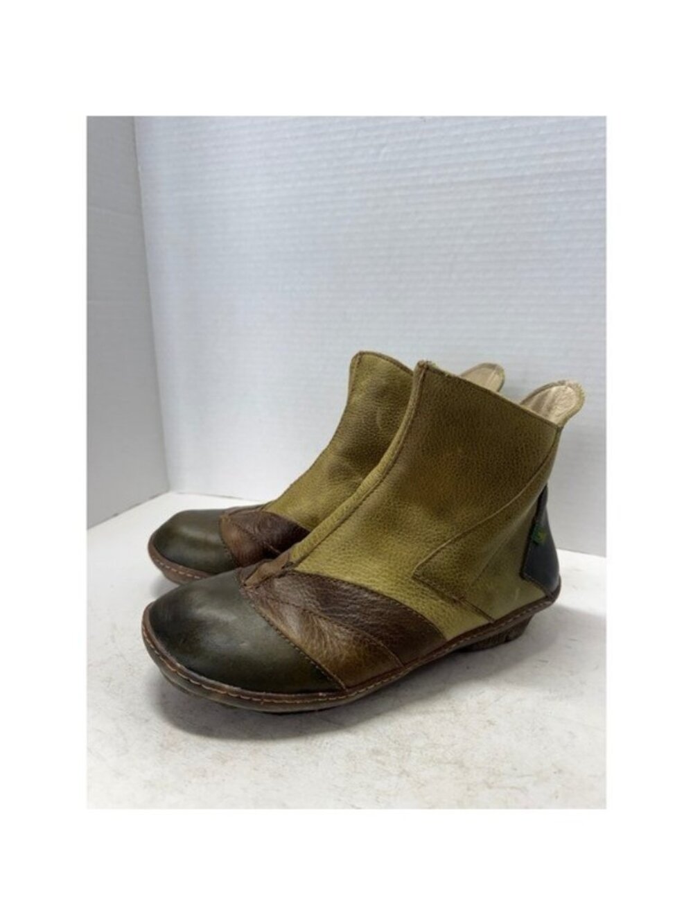 El Naturalista Tesela Olive Green Brown Leather Ankle Boots Size 37 6.5 Frog